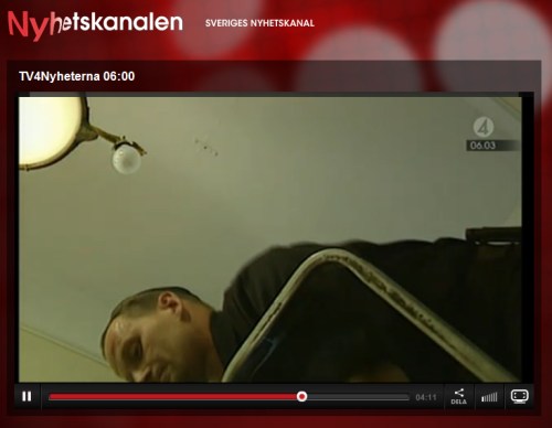 SIMAB monterar brandvarnare. 