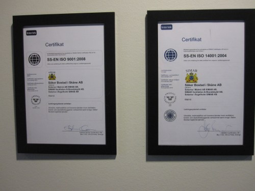 Certifikat för ISO 9001:2008 och 14001:2004